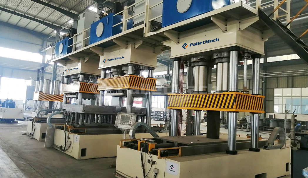 Double Station Compressed Pallet Making Machine